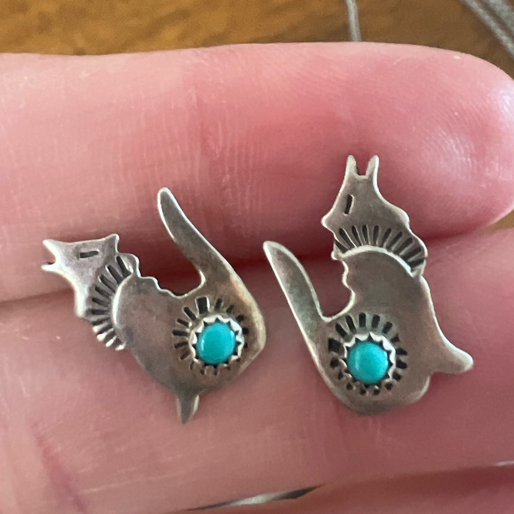 Vintage sterling and turquoise coyote earrings